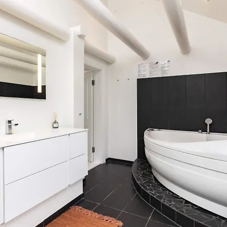 6 Person Holiday In Ferienhaus
